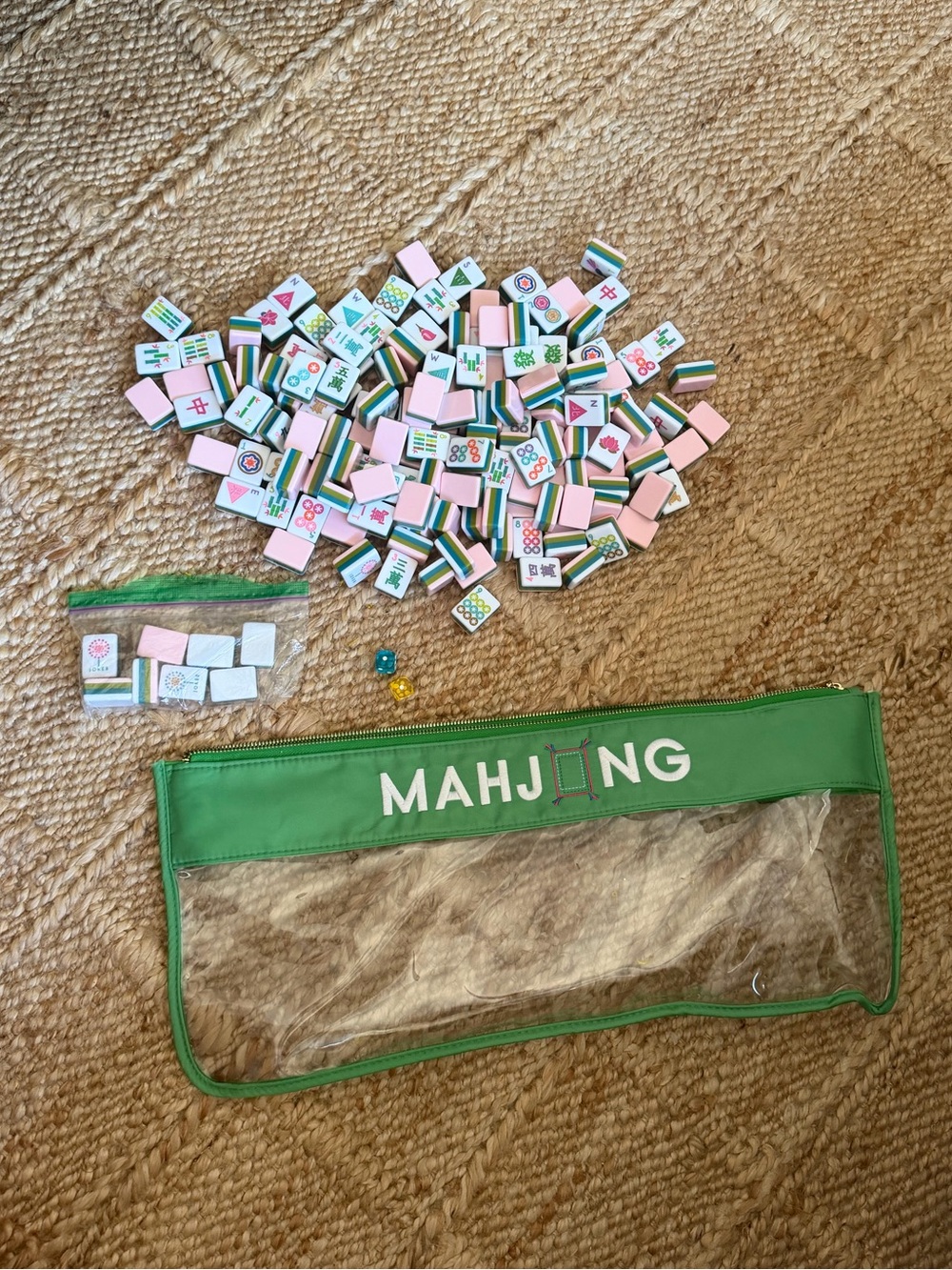 Oh My Mahjong La Fete Mahjong Tiles and Green Bag Set